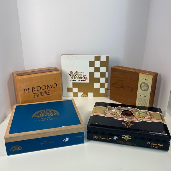 Cigar Box Collection Crafter Artist Upcycler Display - Picture 1 of 16